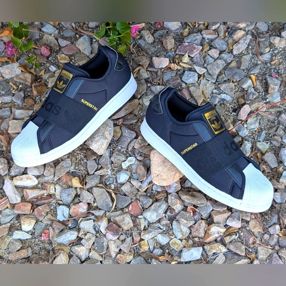 Adidas Superstar Slip-On Black White H67370 Men’s 7.5 / Women’s 8.5 - Picture 1 of 10